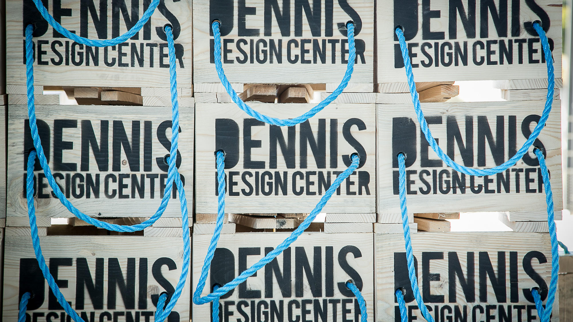 DENNIS Design Center - Marseille (2015) © Marion Ribon