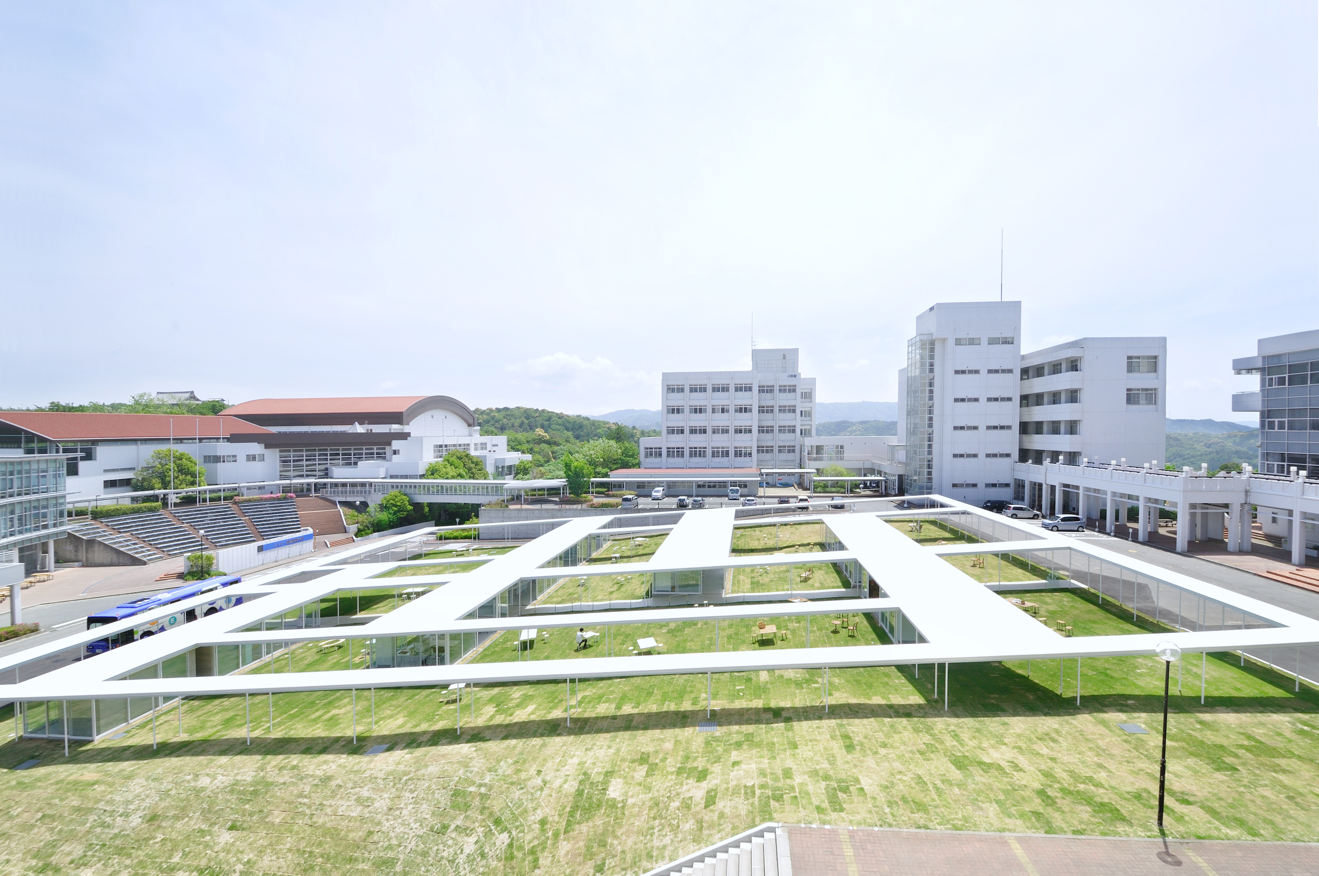 studio velocity  Université Aichi Sangyo, Centre éducatif pour les langues et les technologies de l'information Aichi, 2013